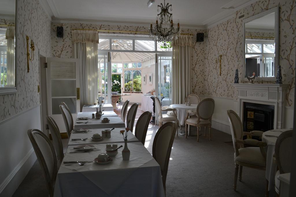 Cranleigh Hotel 赖盖特 外观 照片
