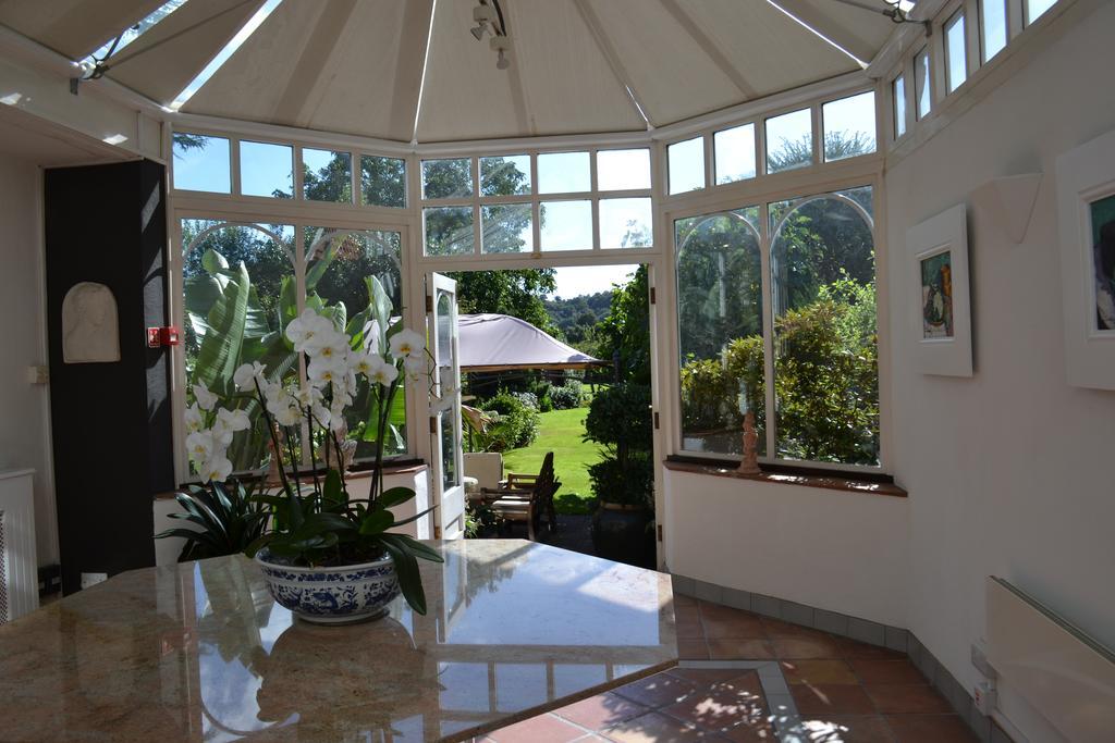 Cranleigh Hotel 赖盖特 外观 照片