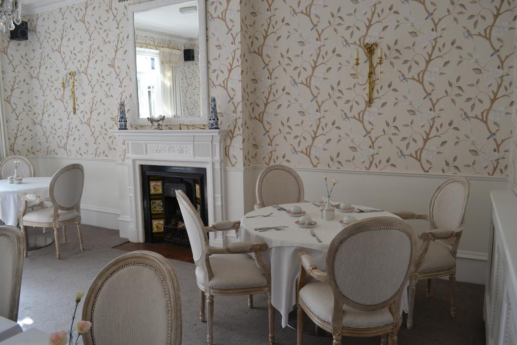 Cranleigh Hotel 赖盖特 外观 照片